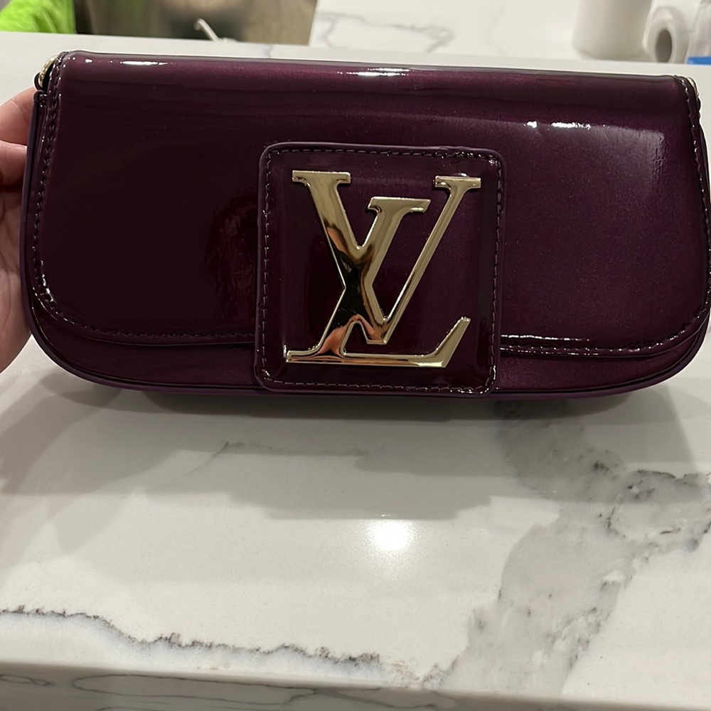 Purple Clutch